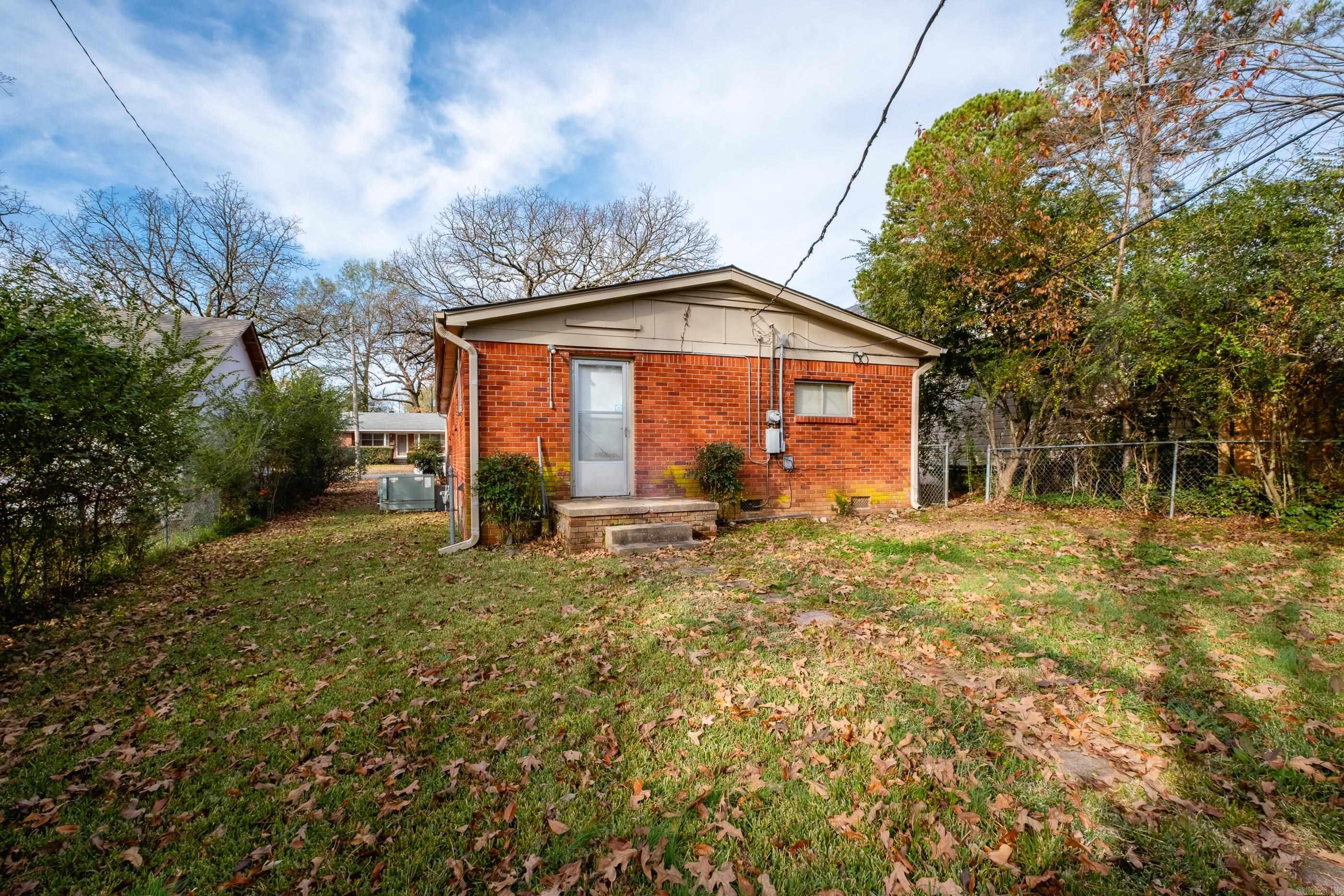 HAMILTON & BRACK - Residential