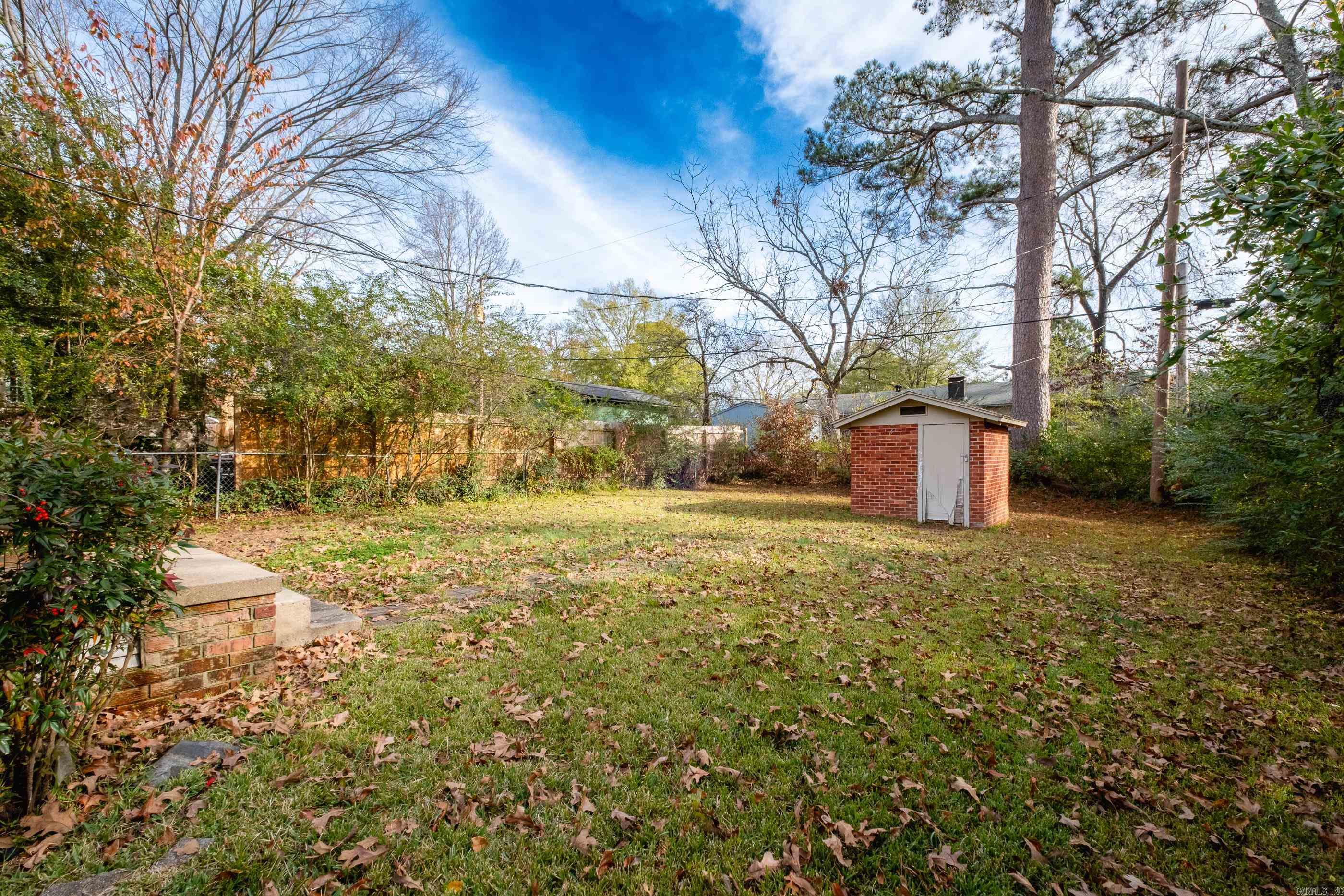 HAMILTON & BRACK - Residential