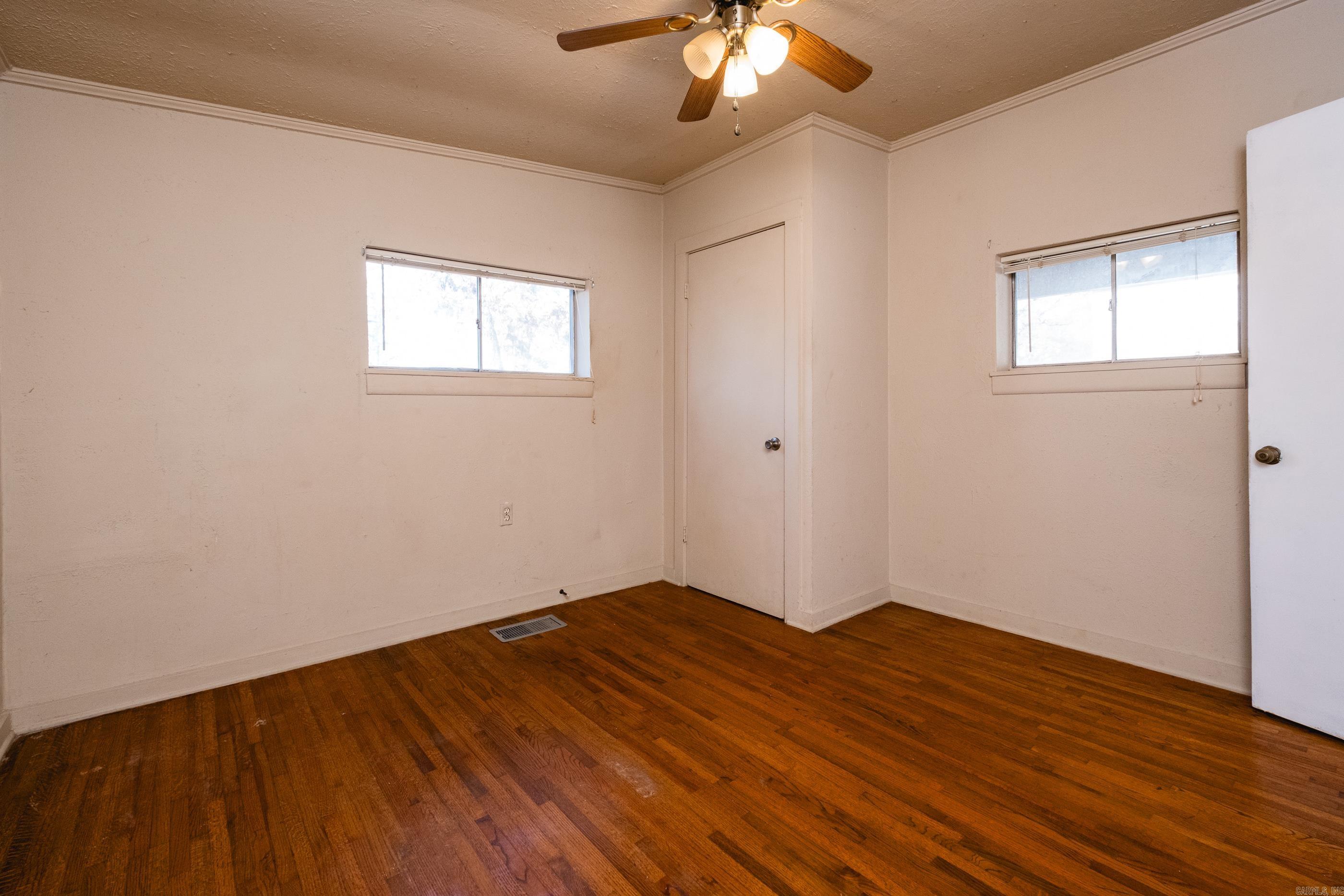 HAMILTON & BRACK - Residential