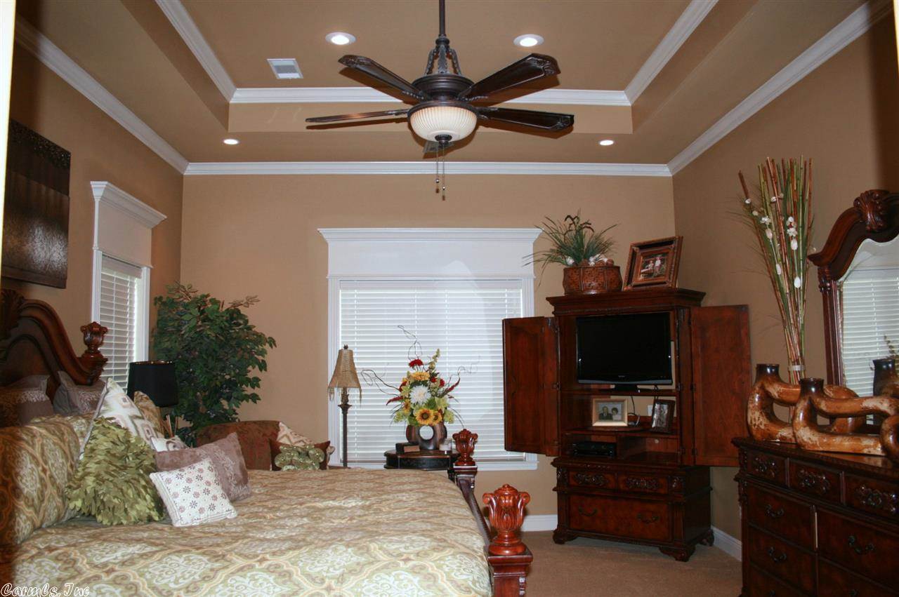 Lincoln Terrace - Residential