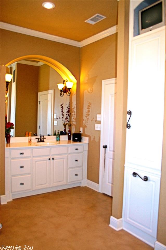 Lincoln Terrace - Residential