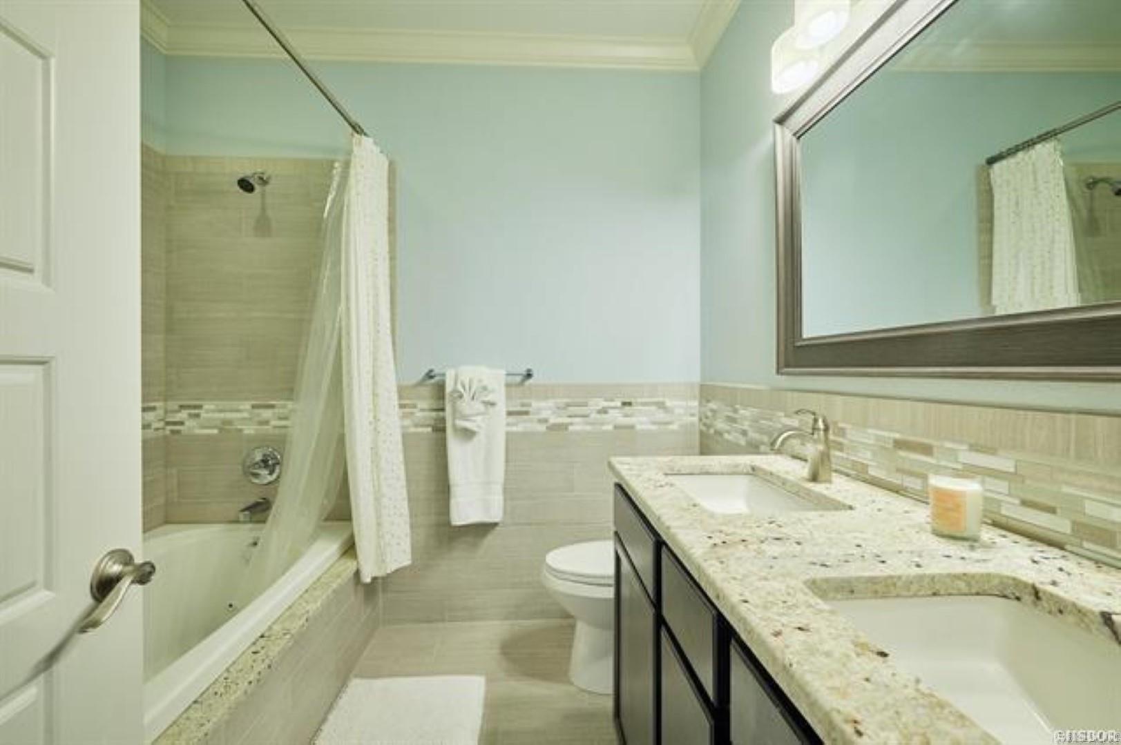 Pier 70 Condominiums - Residential