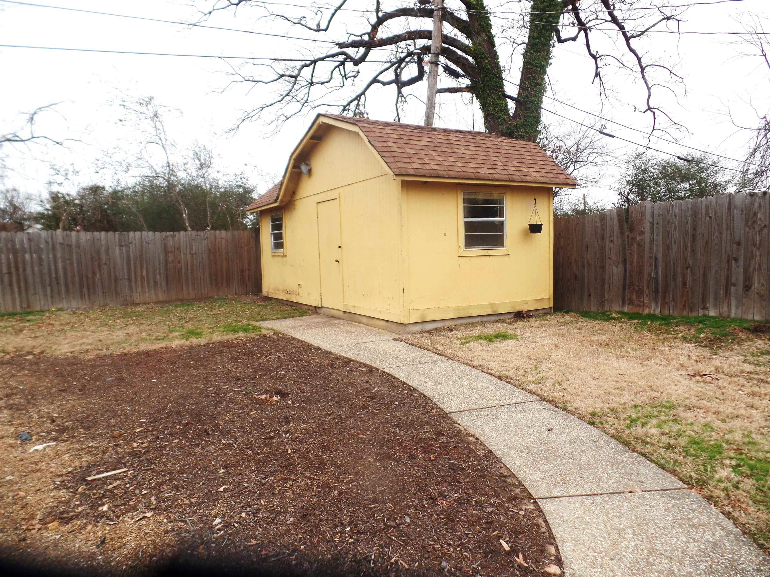 Collins - Residential Lease