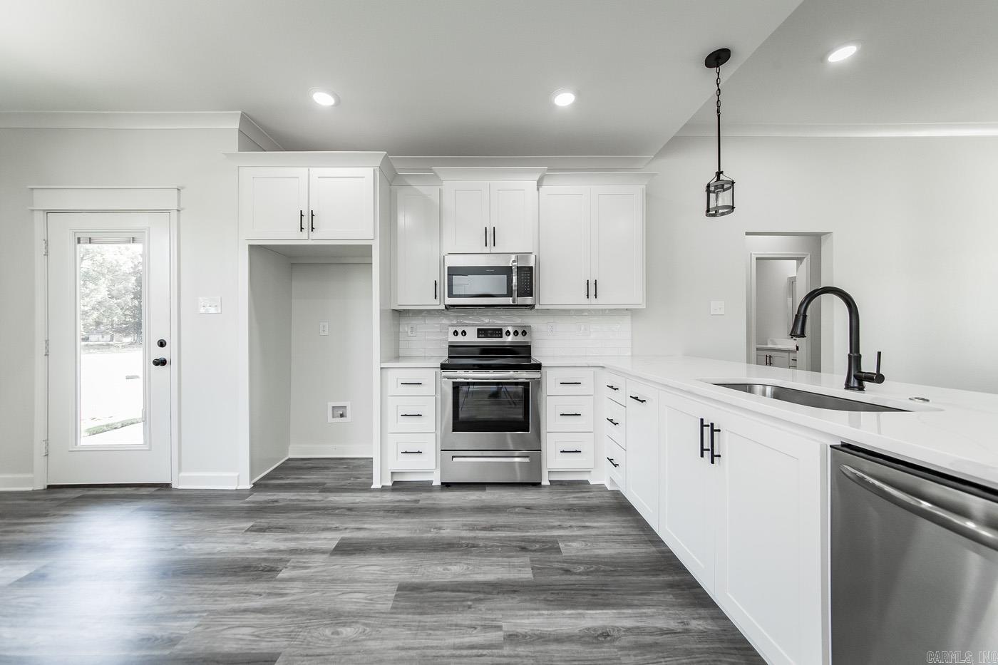 Villa Vista - Residential