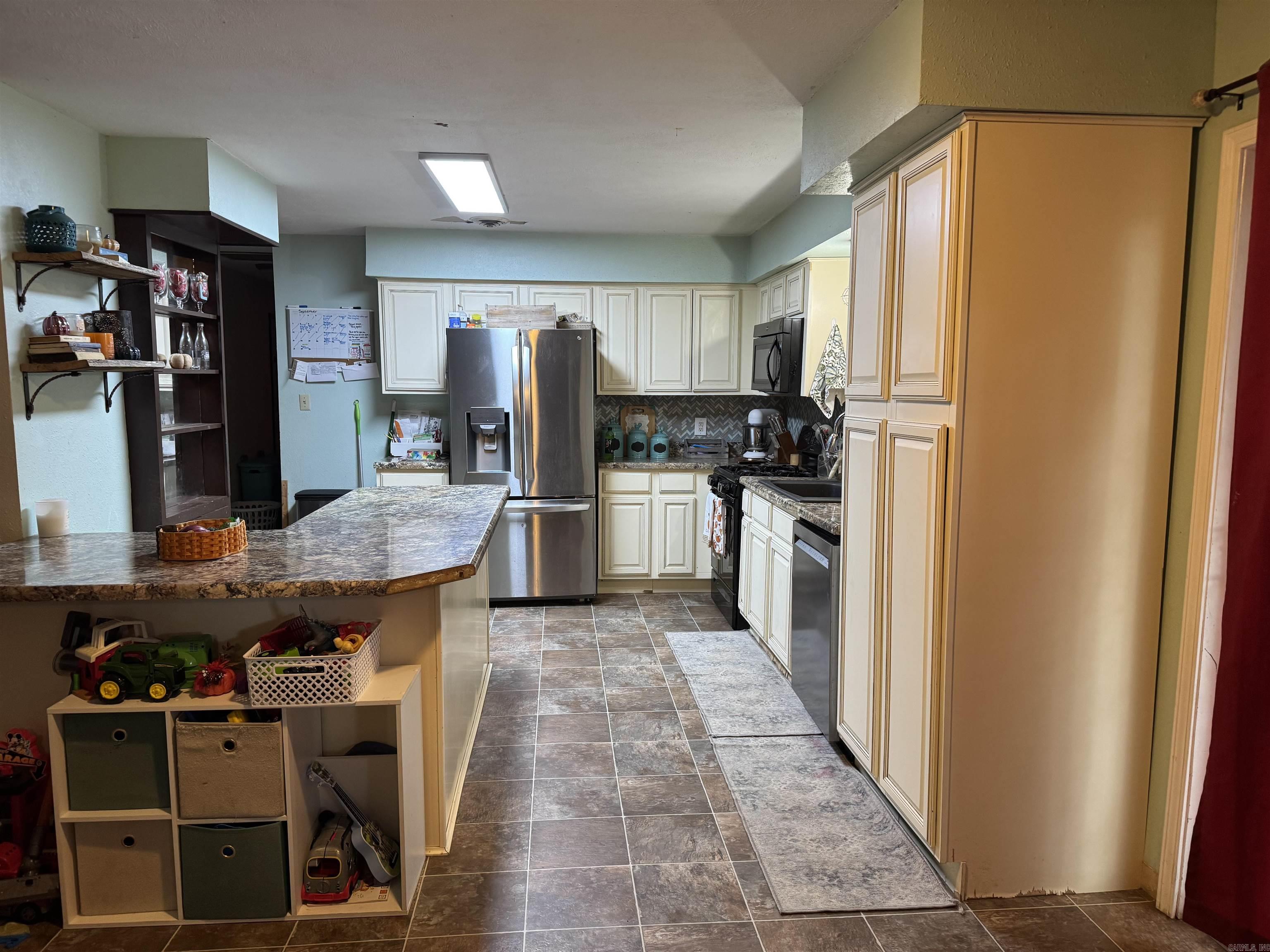 ATKINS BY SECTIONS - Residential