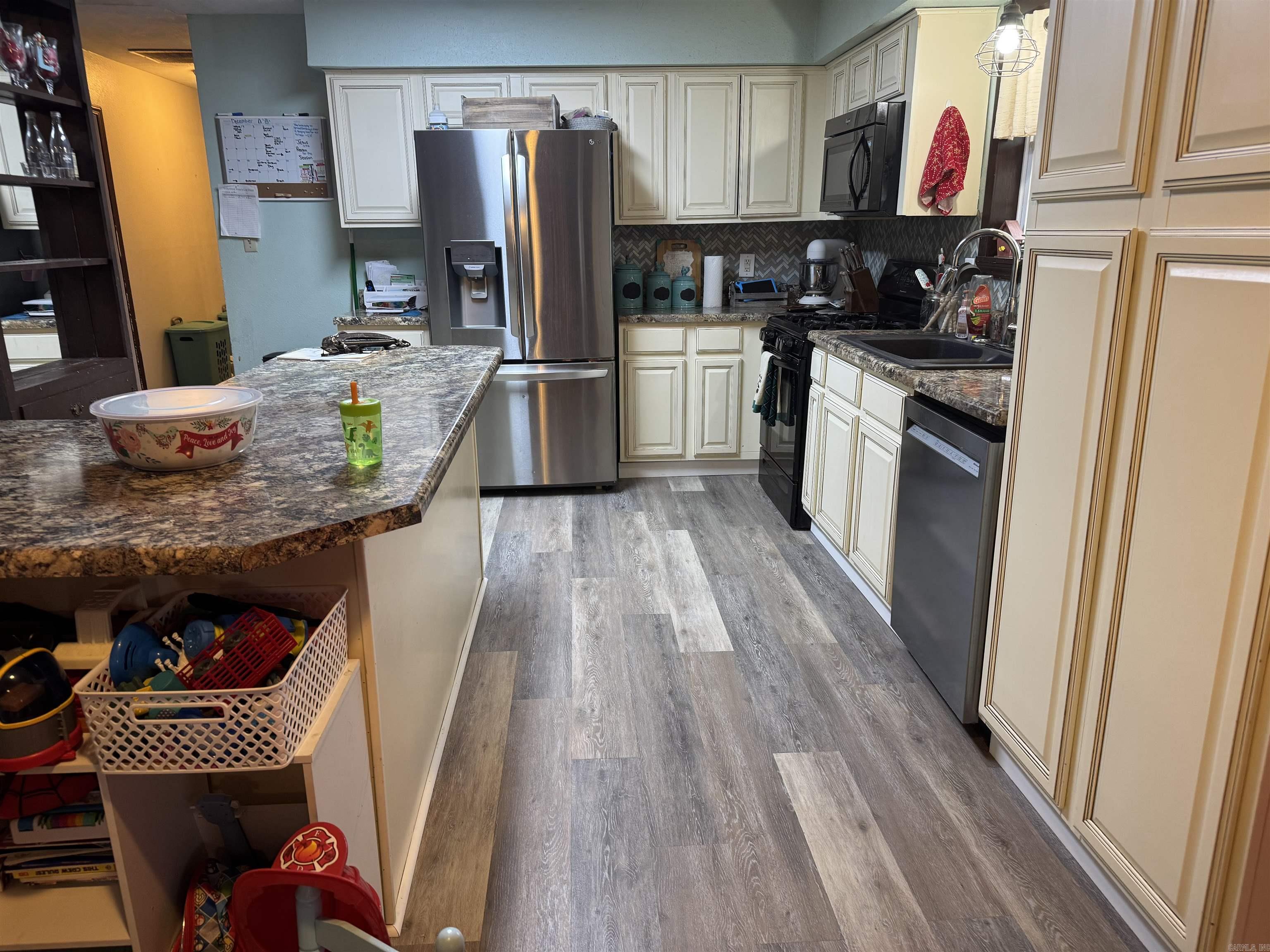 ATKINS BY SECTIONS - Residential