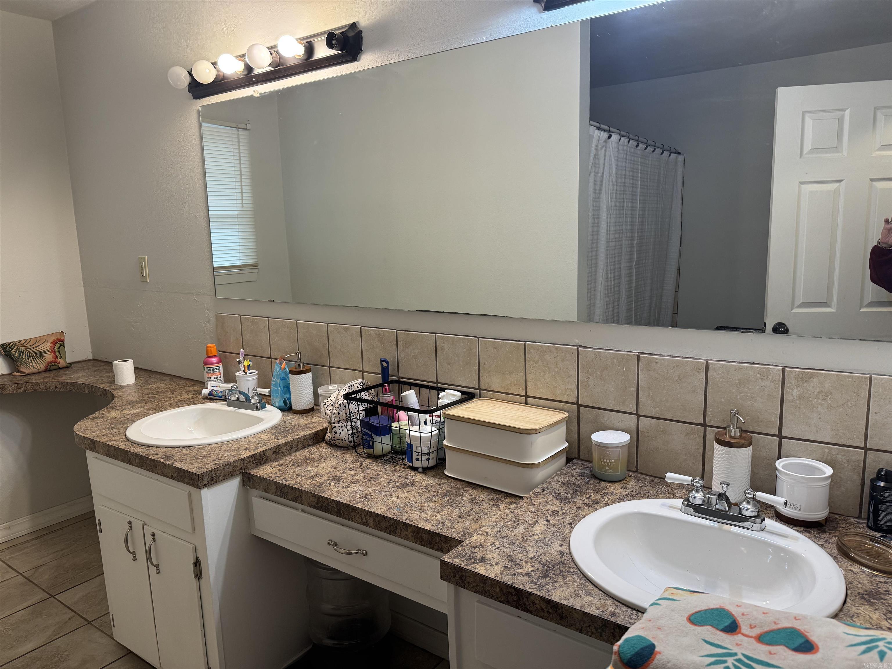 ATKINS BY SECTIONS - Residential