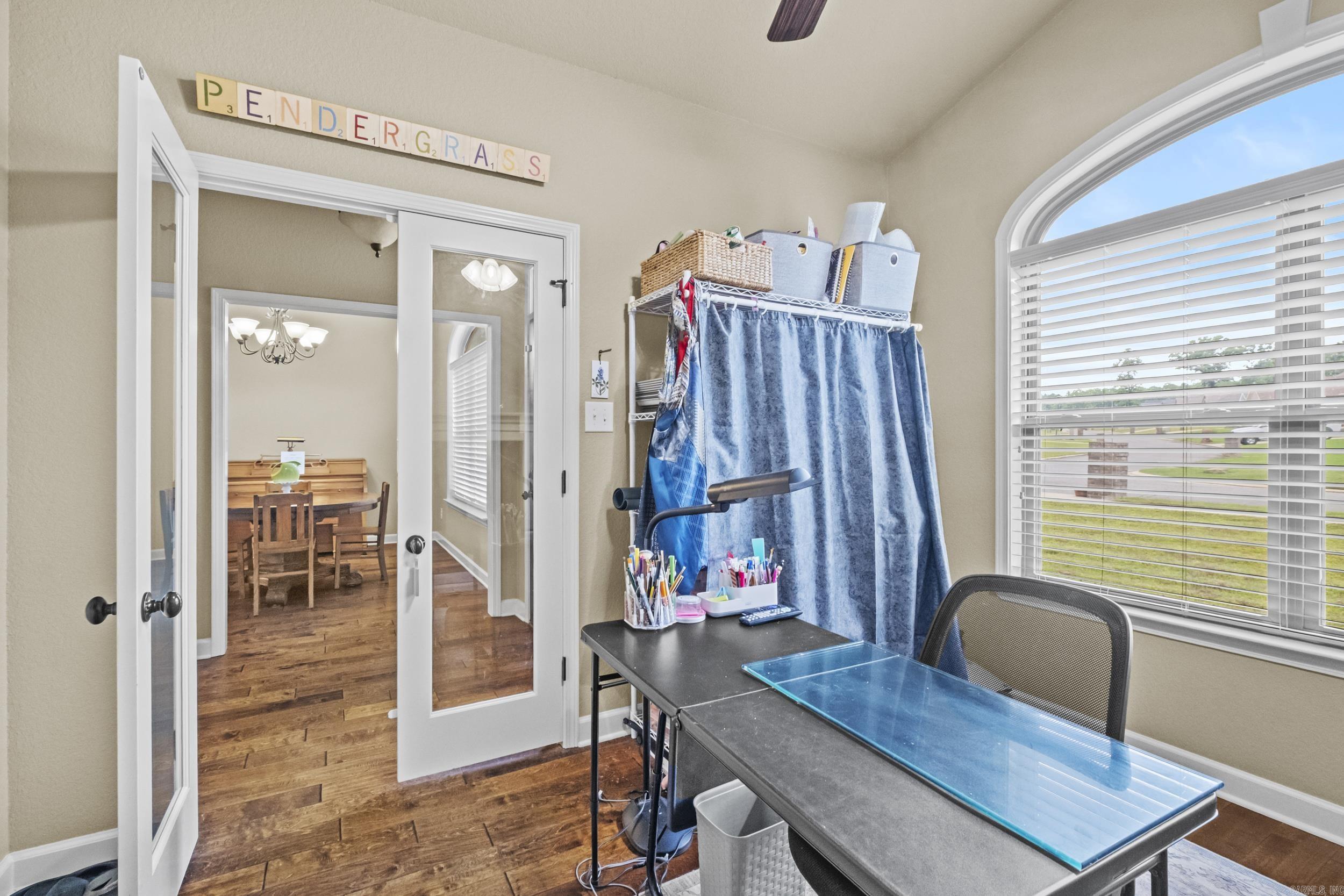 FOREST OAKS - Residential