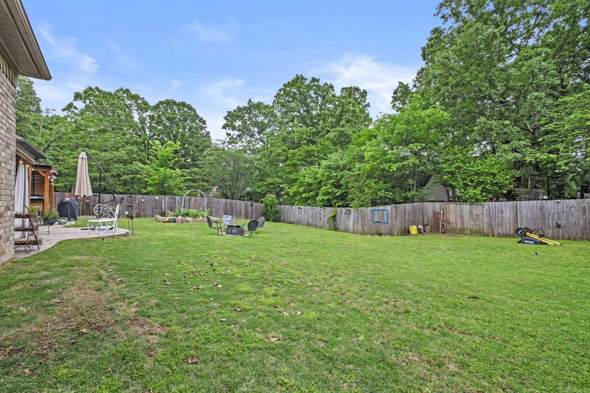 FOREST OAKS - Residential