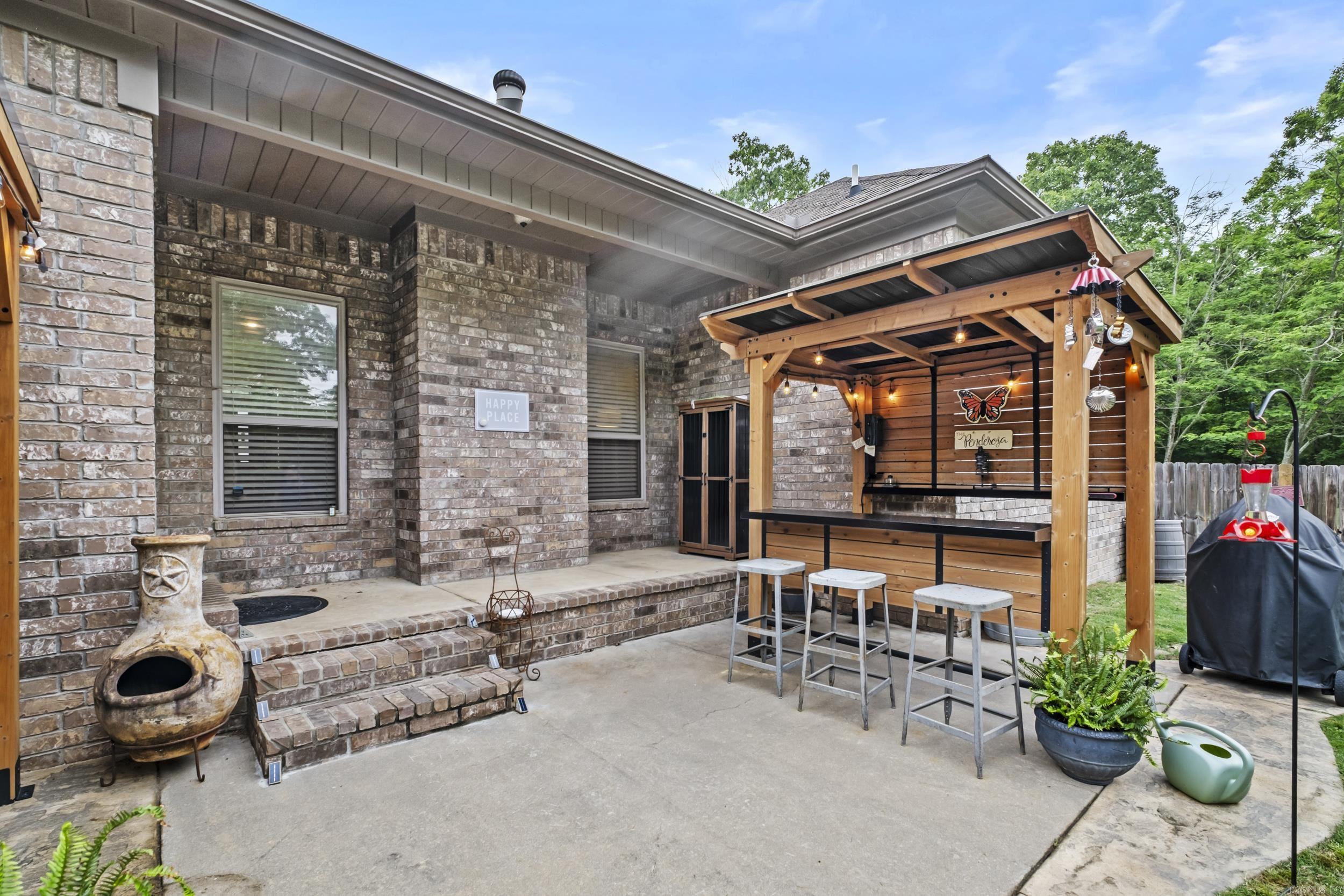 FOREST OAKS - Residential