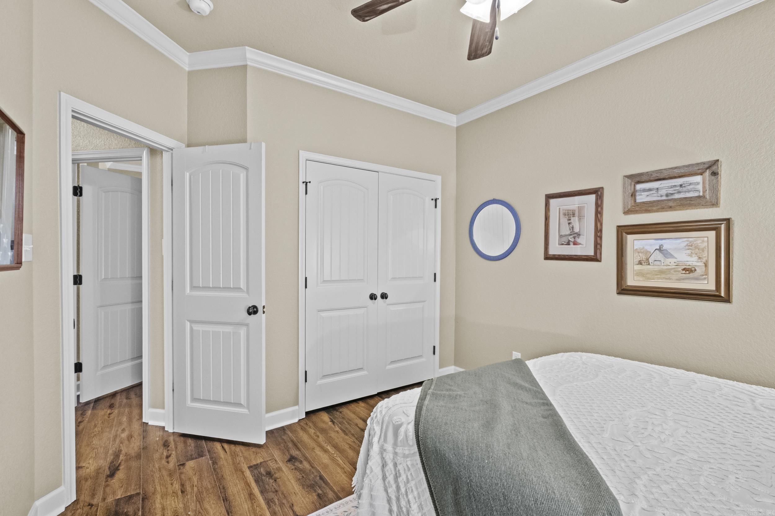 FOREST OAKS - Residential