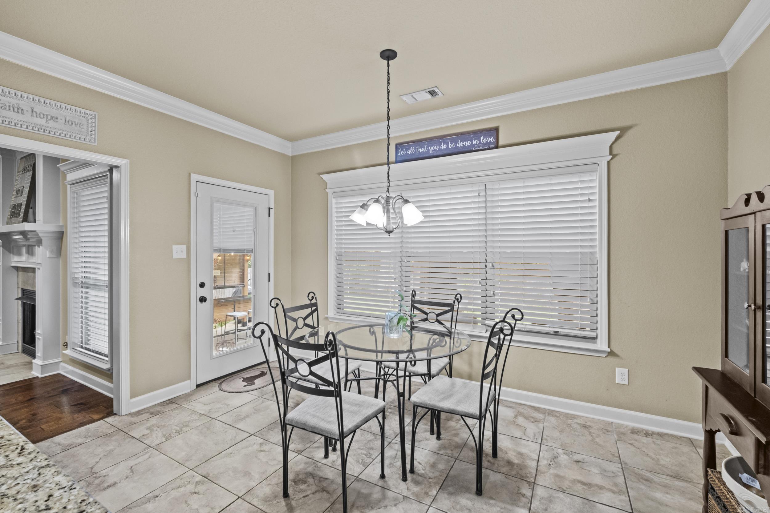 FOREST OAKS - Residential