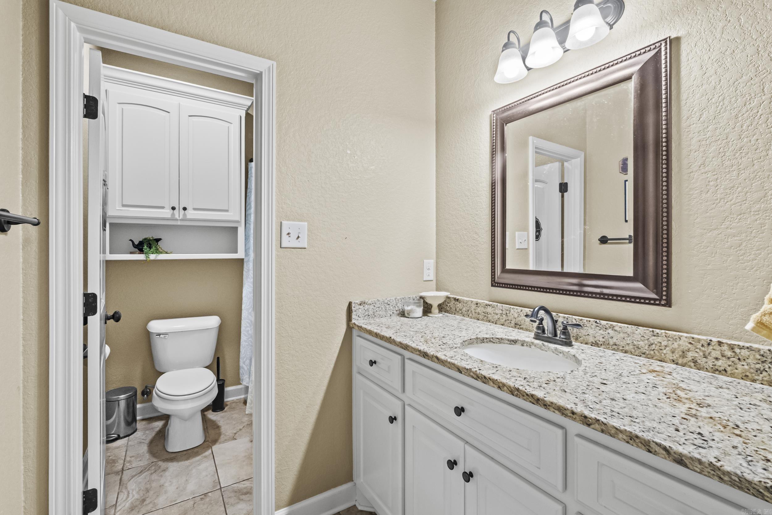 FOREST OAKS - Residential