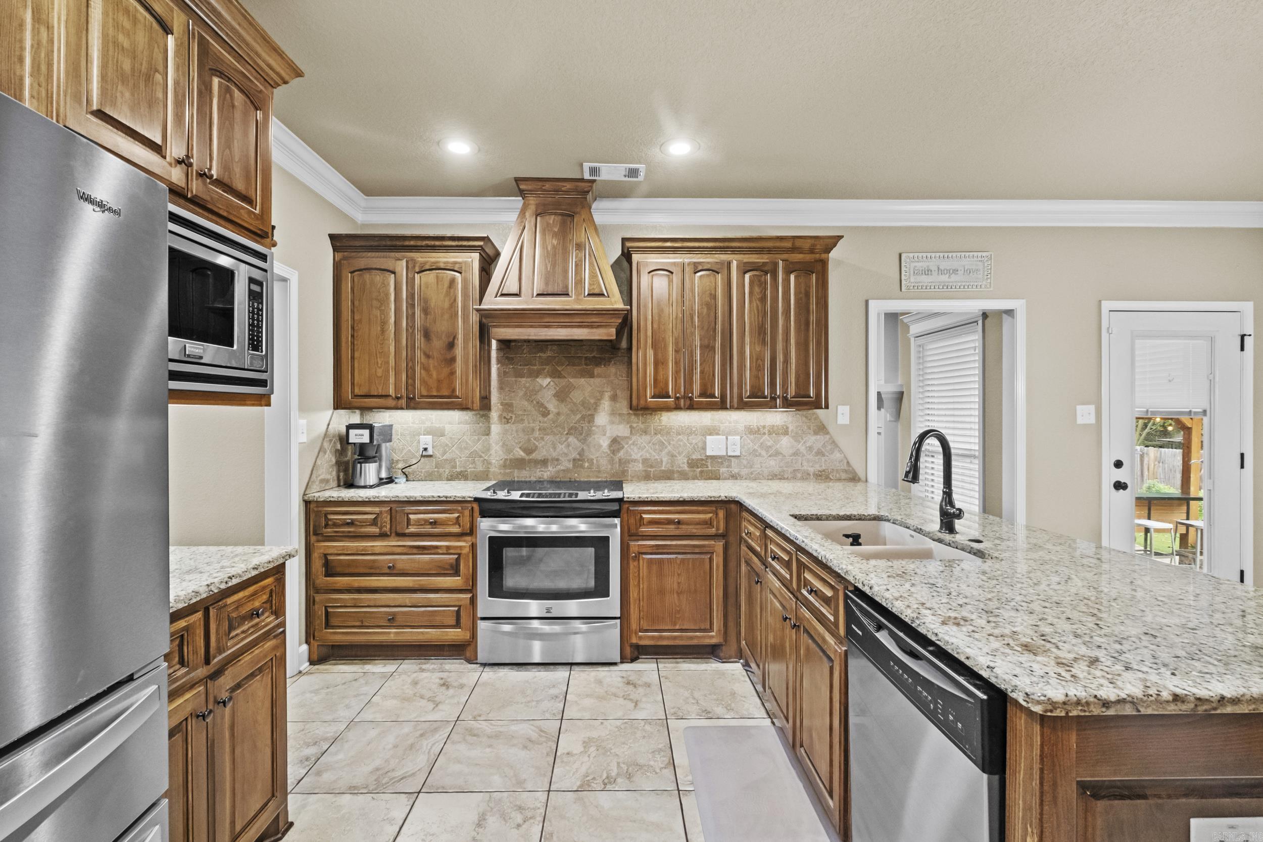 FOREST OAKS - Residential