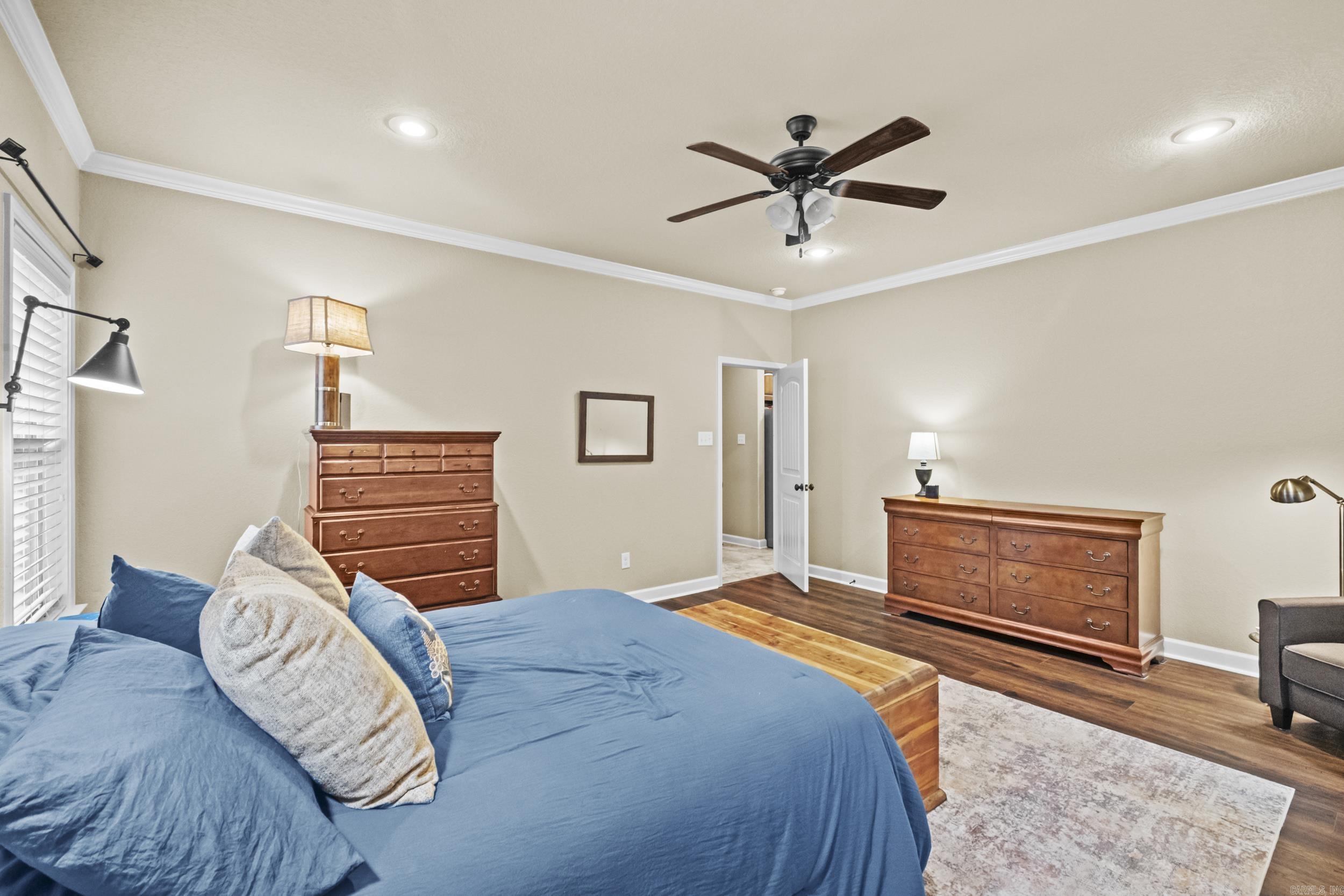 FOREST OAKS - Residential