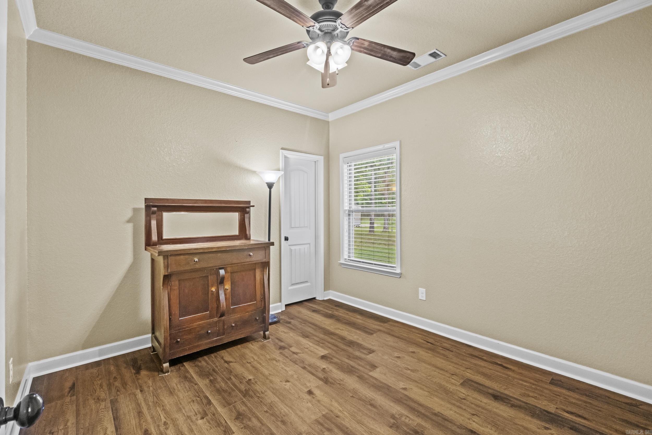 FOREST OAKS - Residential