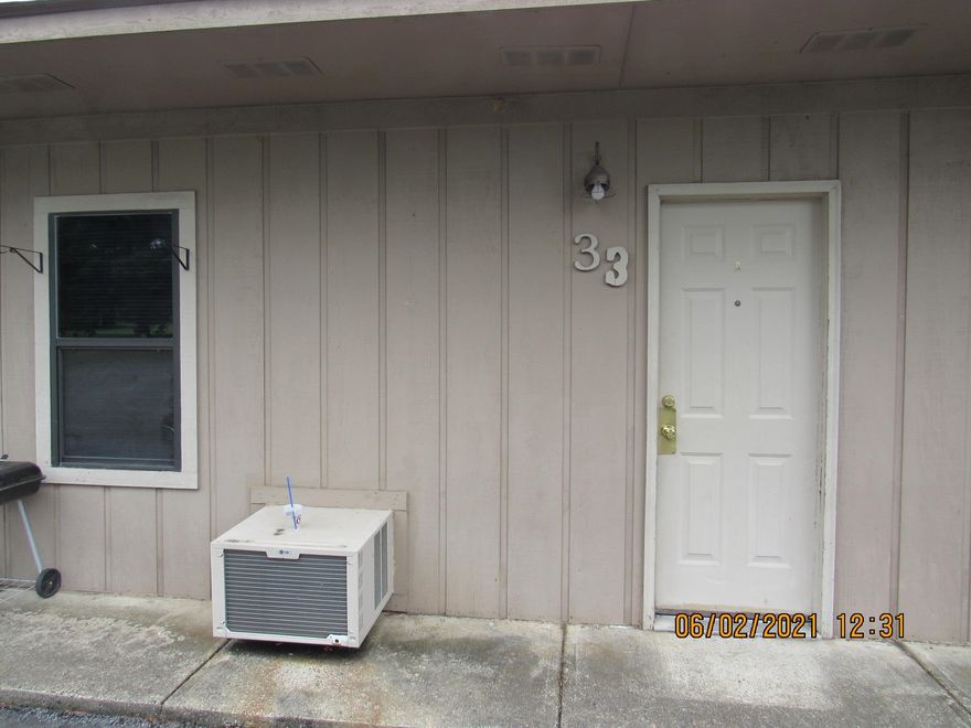 Well maintained 2-bedroom duplex, range/oven & refrigerator, newer carpet in LR & bedrooms, newer vinyl in bathroom & kitchen, window AC/Heat unit, trash & lawn care provided, all electric, coin operated laundry facility on site. No Pets allowed. ***PLEASE NOTE WE DO NOT ADVERTISE ON CRAIGSLIST OR FACEBOOK. ANY LISTING OF OURS SEEN IS A SCAM!!!*** Current rental promotion of 1/2 off first full month's rent with approved application.