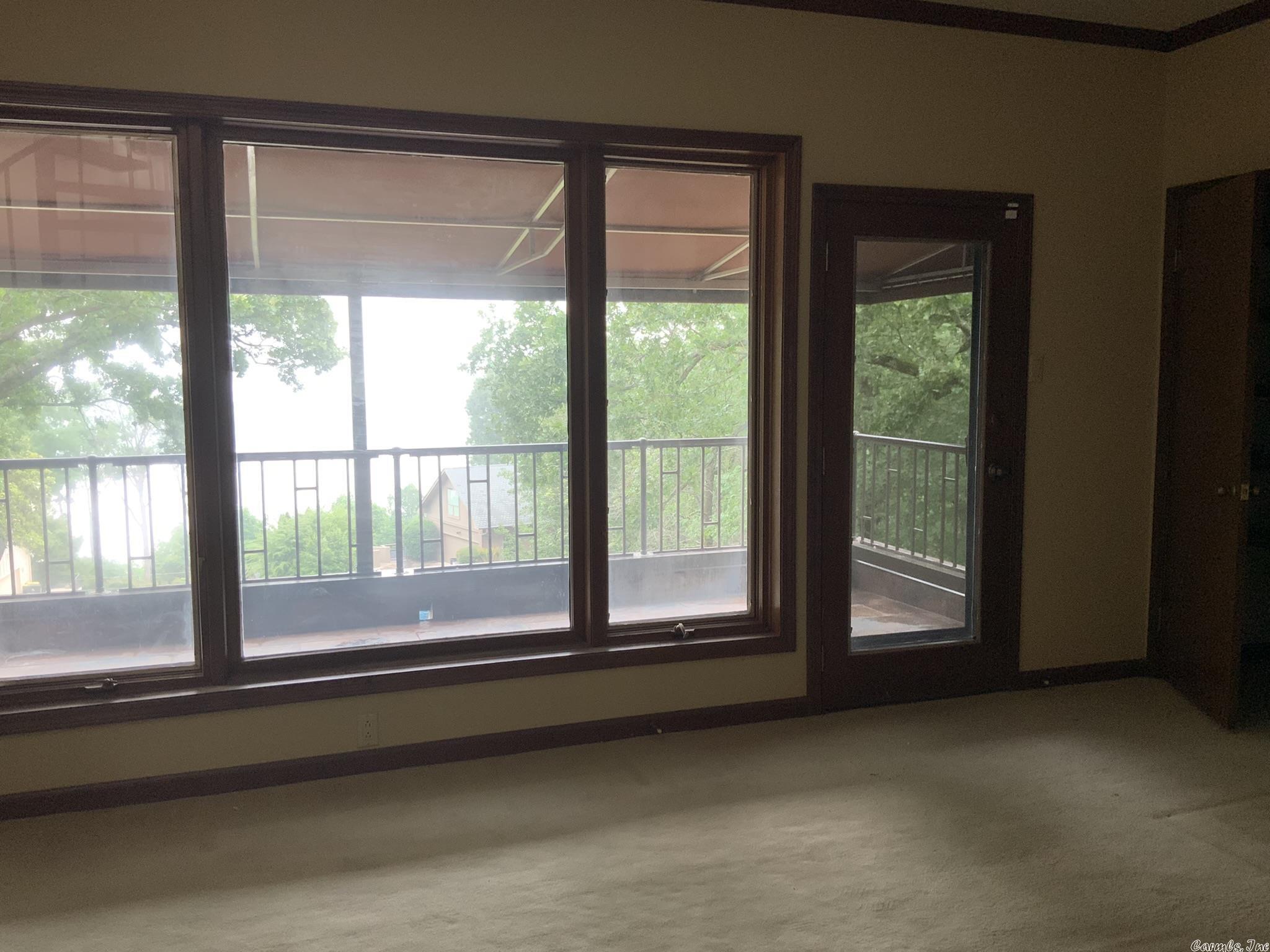 RIVERVIEW POINT - Residential