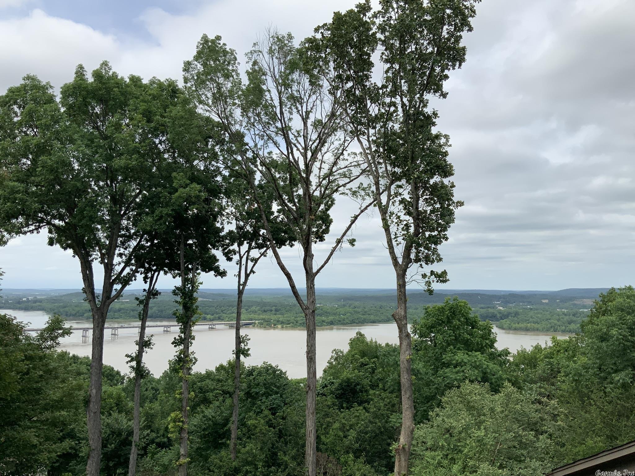 RIVERVIEW POINT - Residential