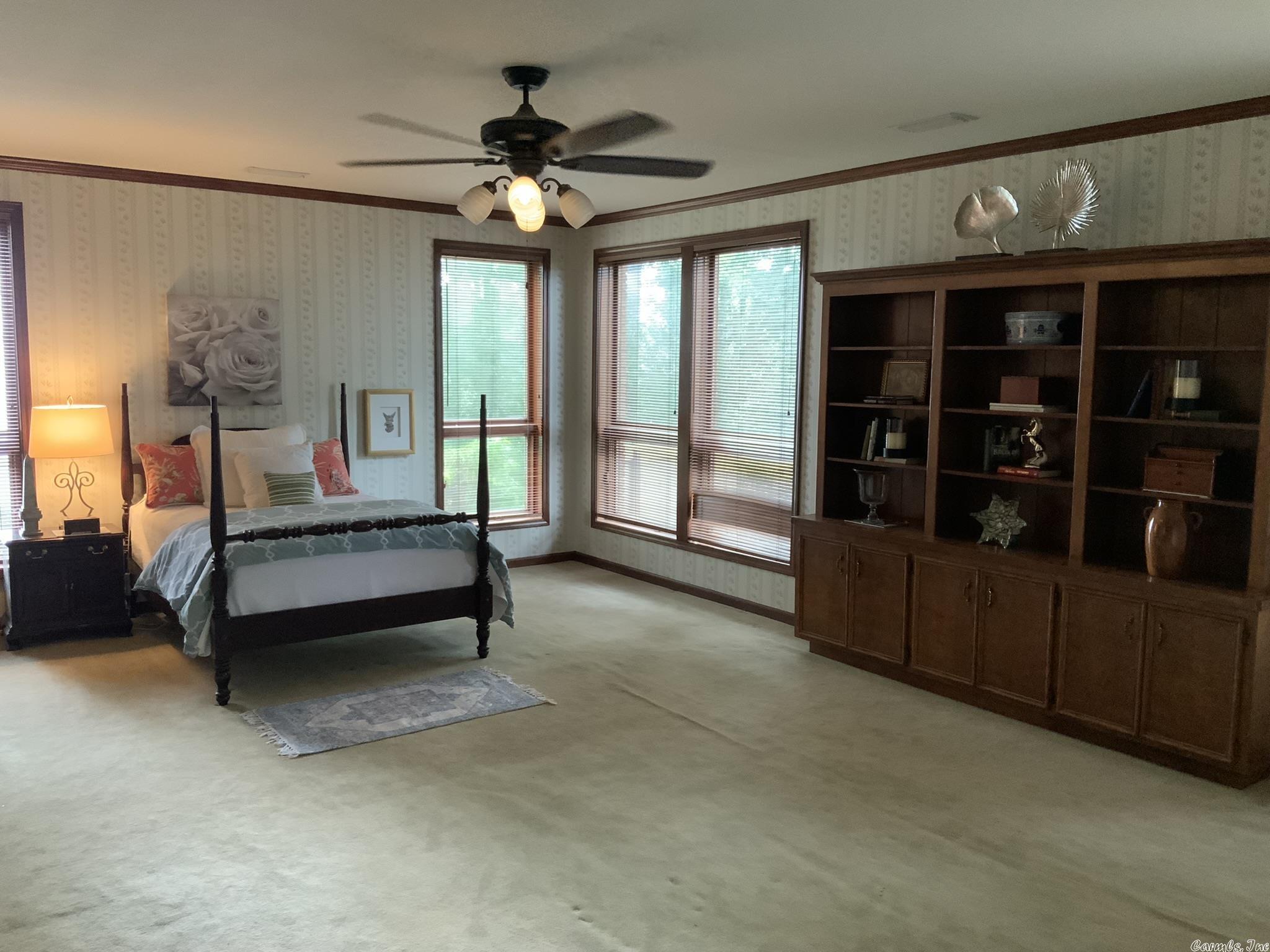 RIVERVIEW POINT - Residential
