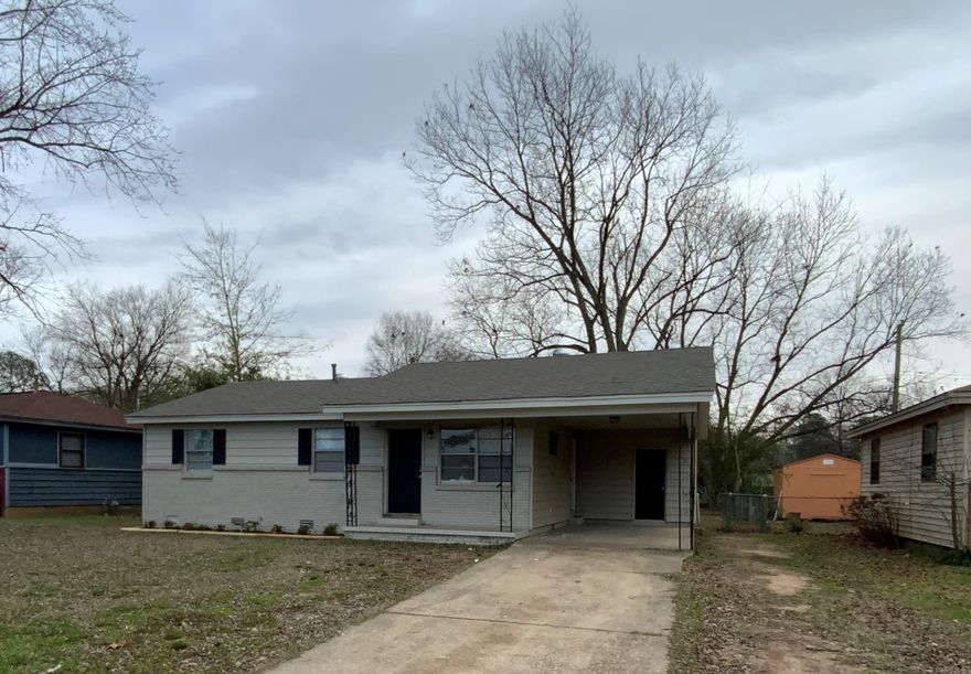 Great 3BD in North Little Rock that is currently being remodeled. Fenced yard that is perfect for anyone with kids or pets. The lease for this property is for 2 years with a 3% increase after the first year. Income has to be 3x the amount of rent unless you have a housing voucher.   **ALL PROPERTIES MAY NOT BE MOVE-IN READY**