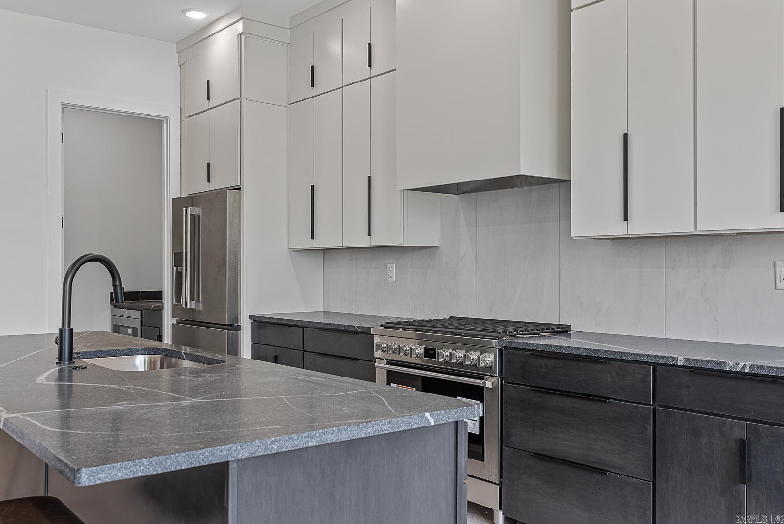 Ridge Point - Residential