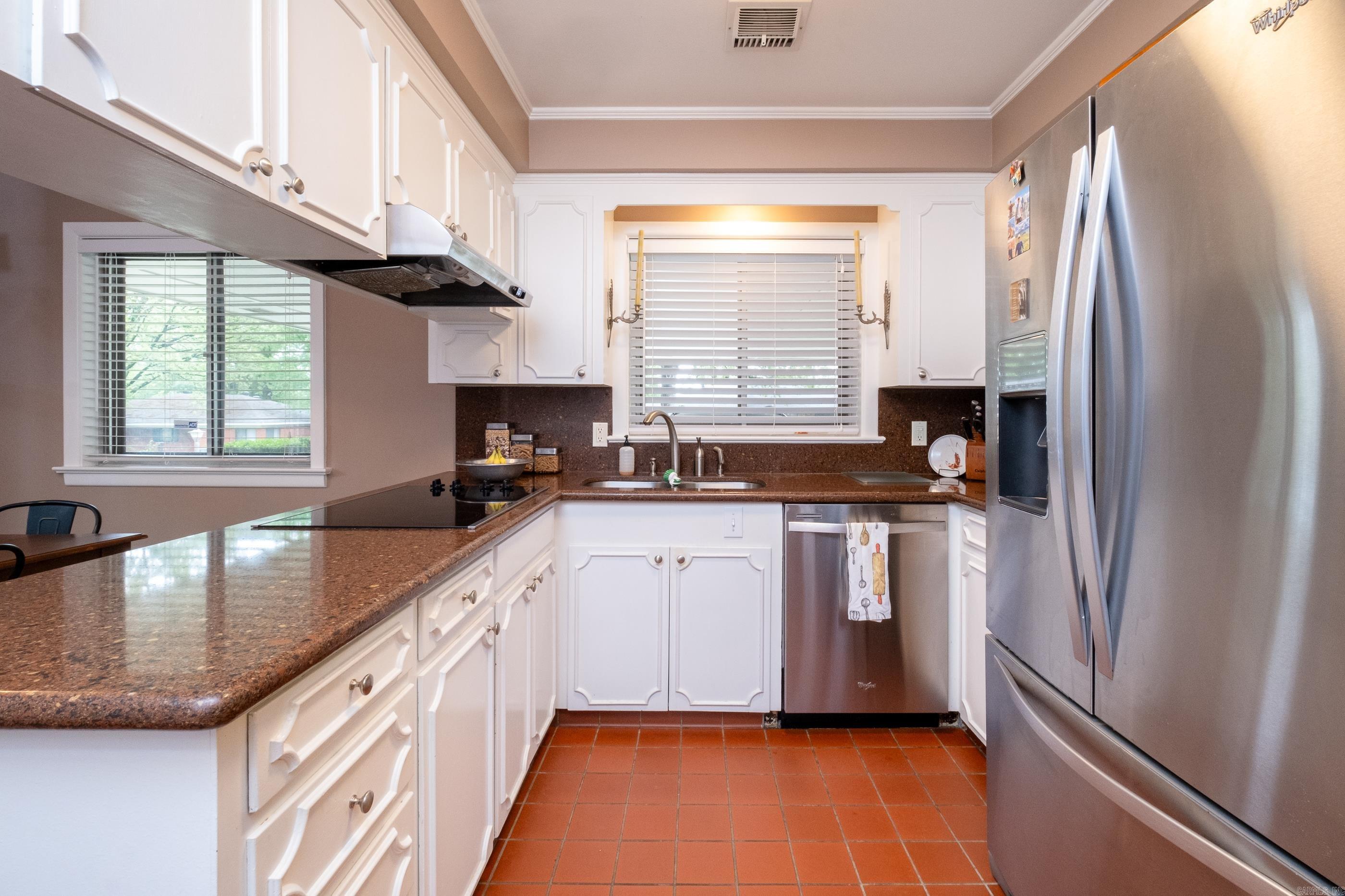 RIDGECREST MANOR - Residential