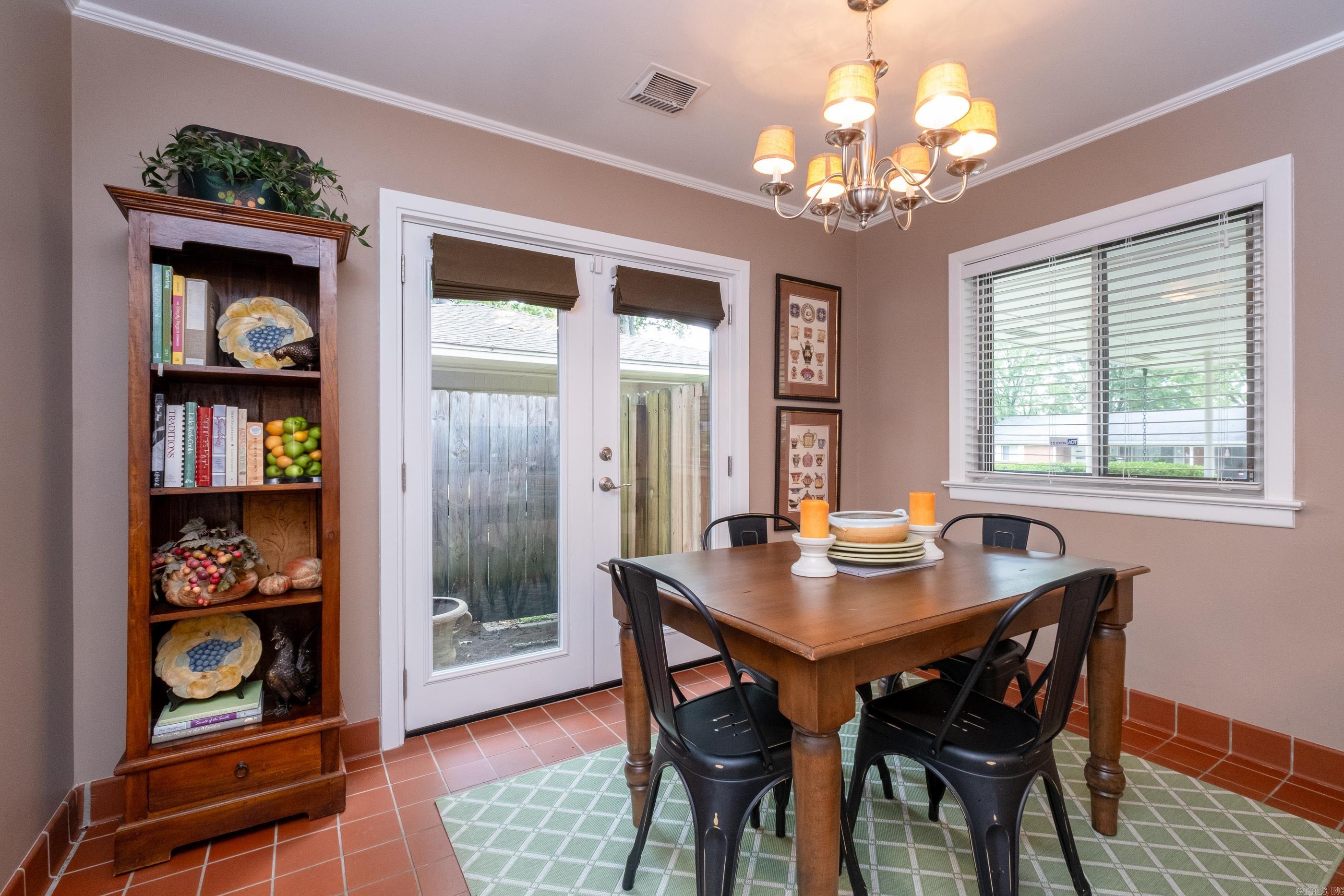 RIDGECREST MANOR - Residential