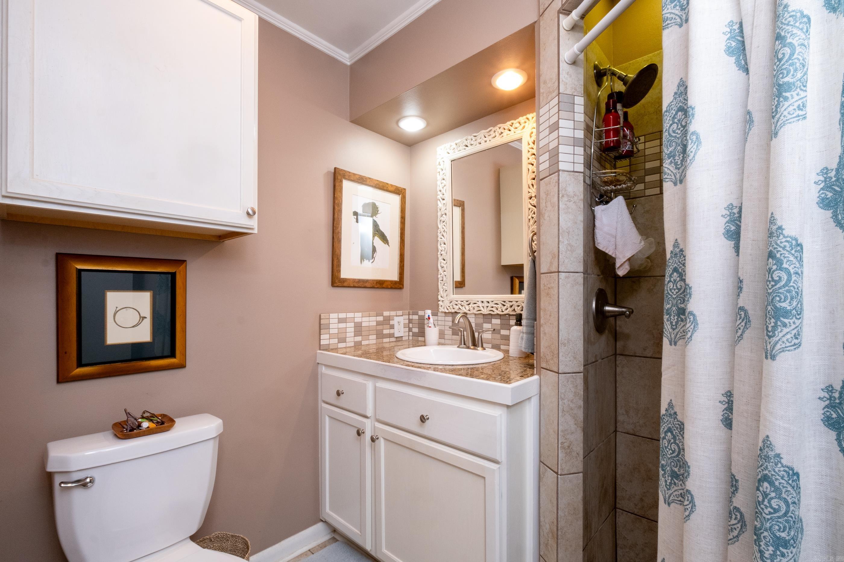 RIDGECREST MANOR - Residential