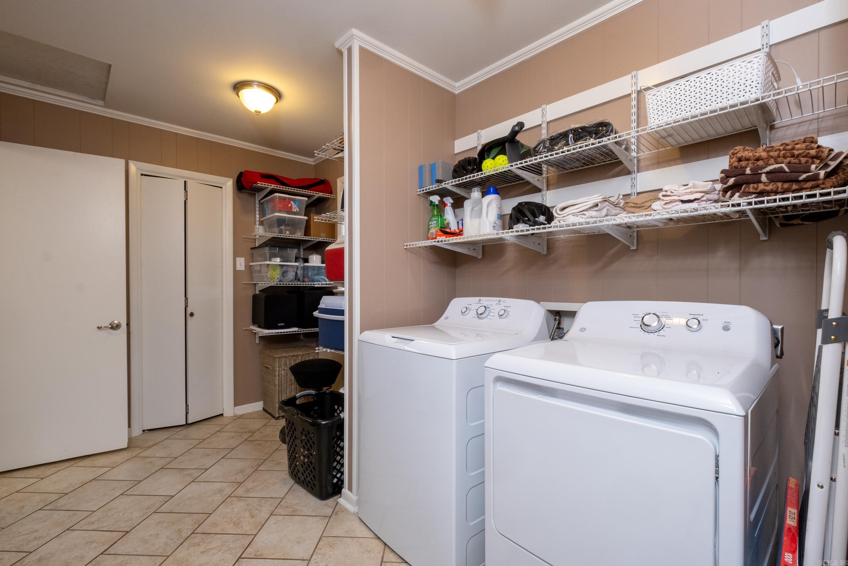 RIDGECREST MANOR - Residential