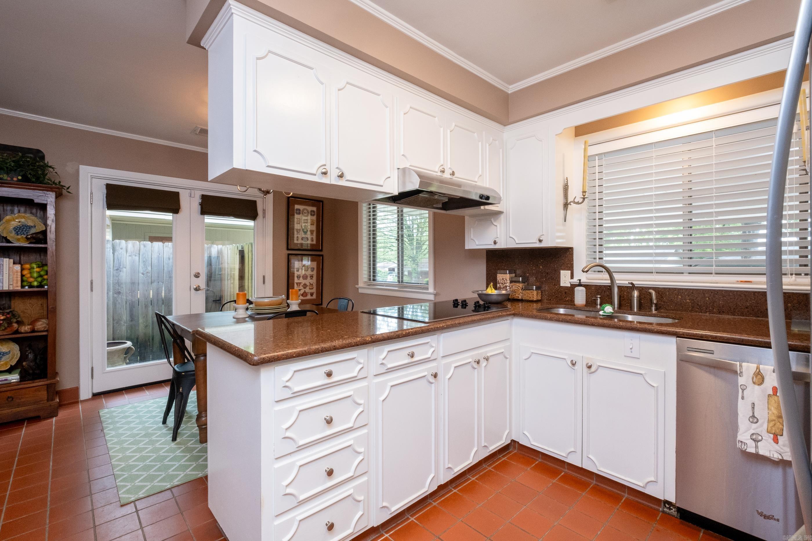 RIDGECREST MANOR - Residential