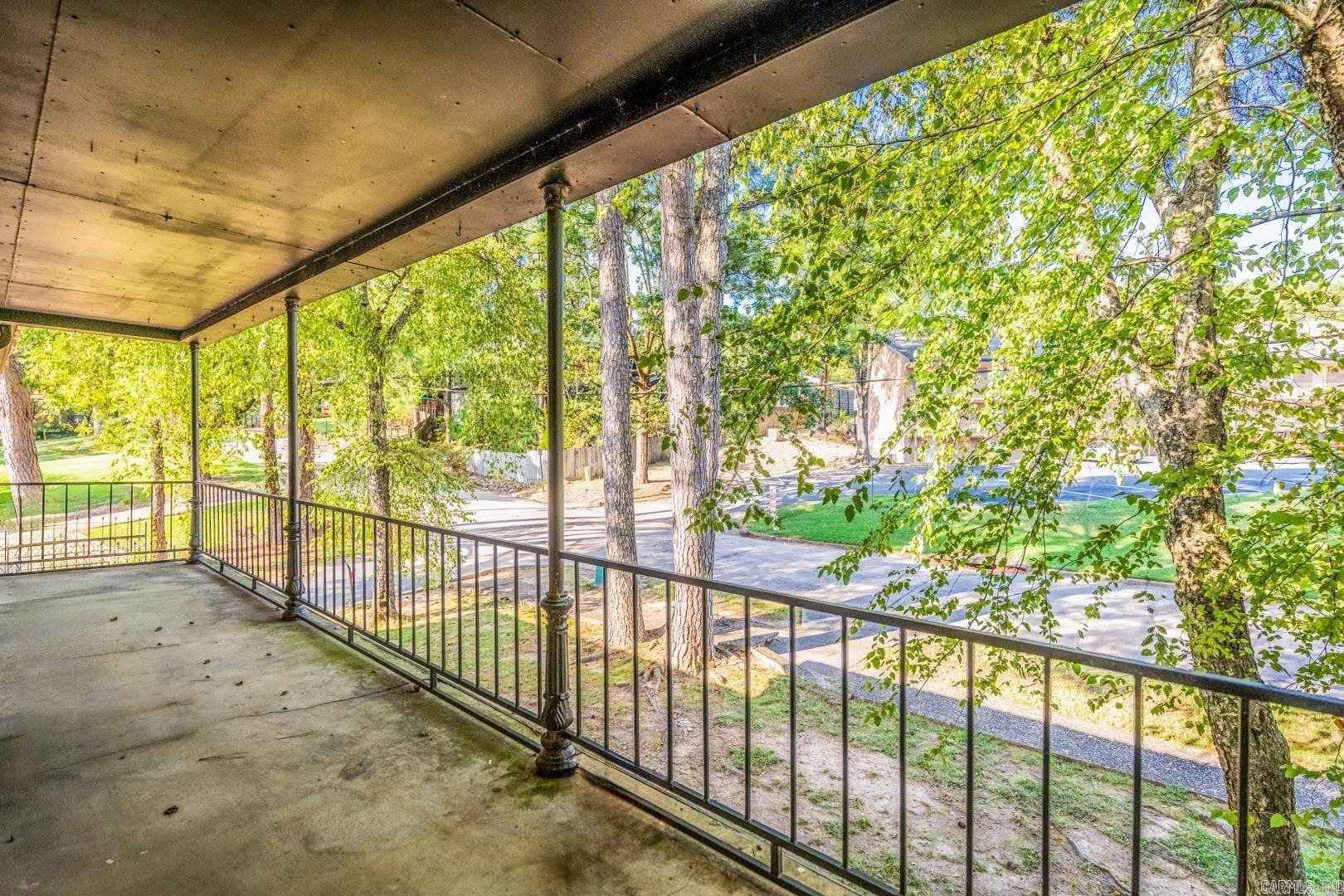 WINDSOR GARDENS CONDOMINIUMS - Residential