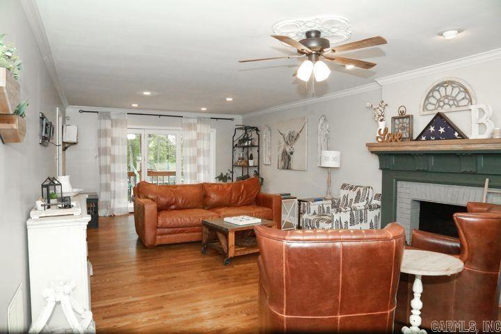 THE HIGHLANDS - Residential