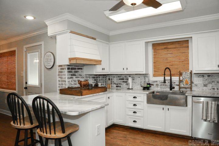 THE HIGHLANDS - Residential