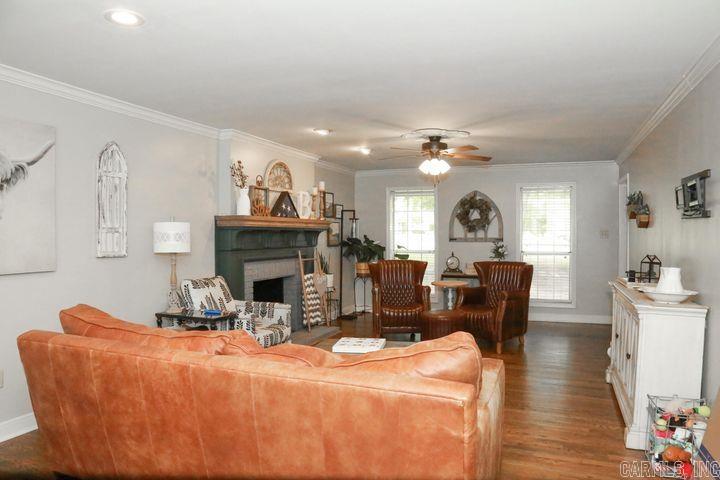 THE HIGHLANDS - Residential