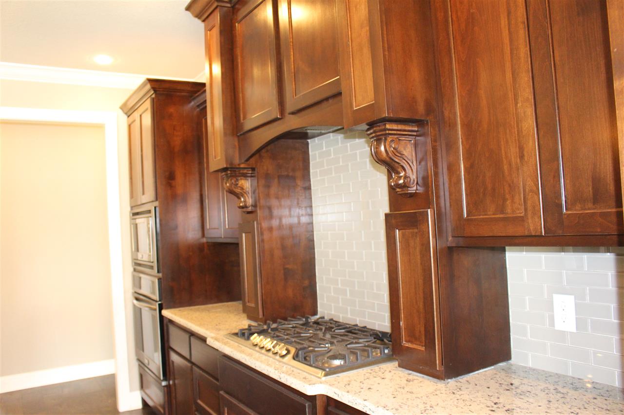 Salem Woods - Residential