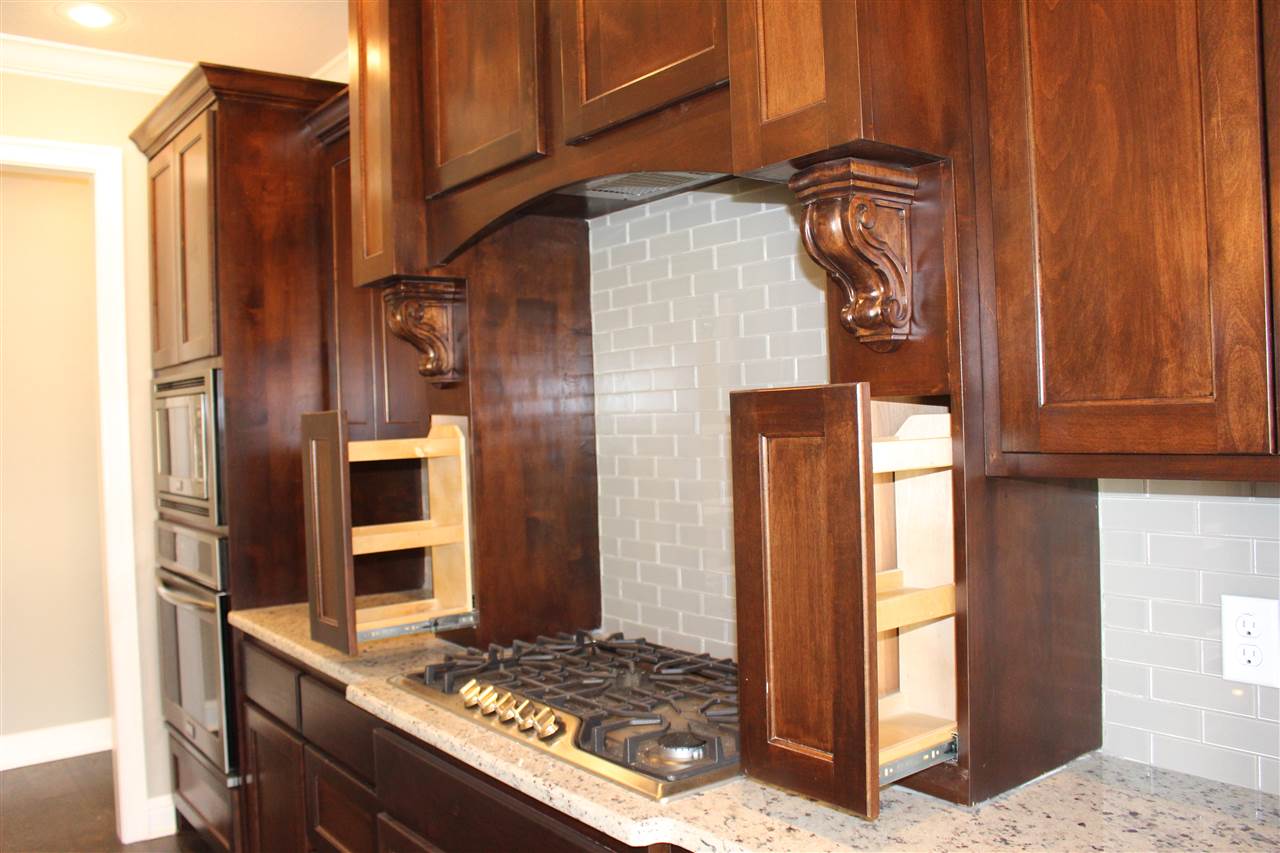 Salem Woods - Residential