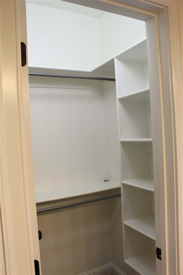 Salem Woods - Residential