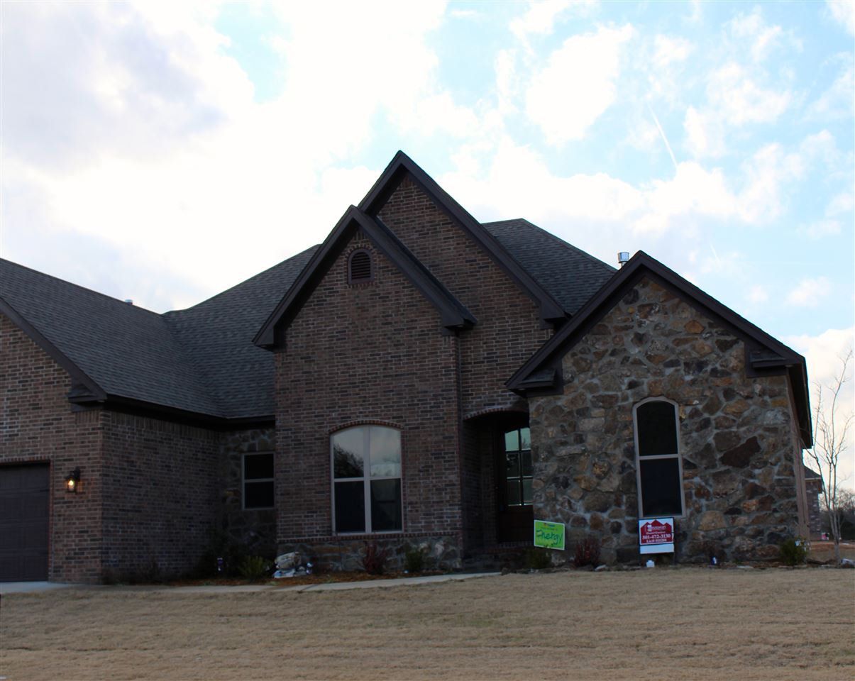 Salem Woods - Residential