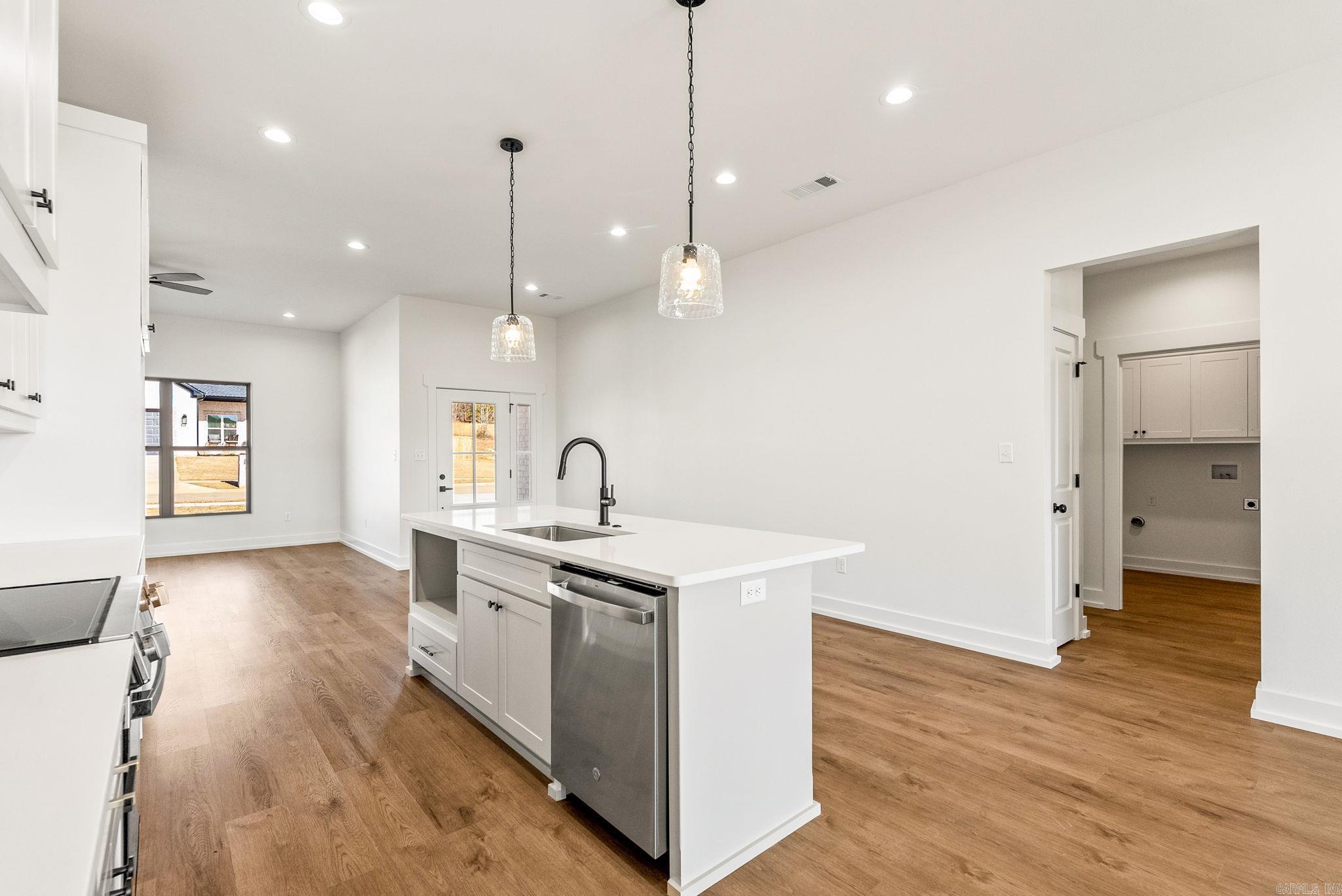 RIDGE VIEW - Residential