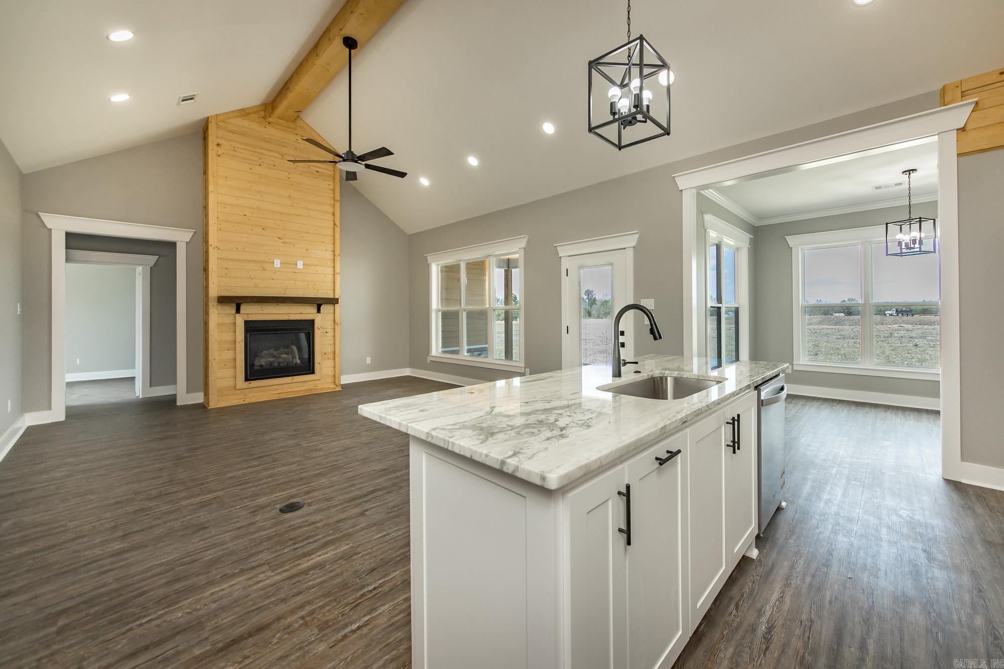 HIDDEN VALLEY ESTATES - Residential