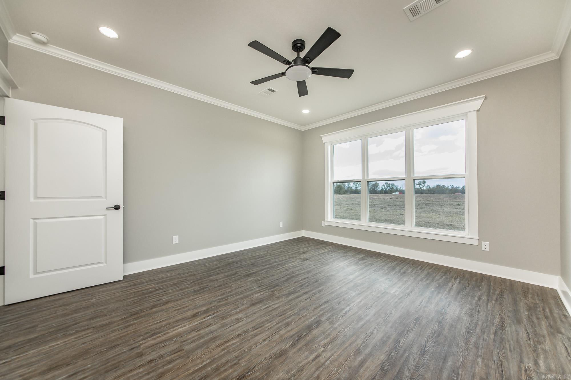 HIDDEN VALLEY ESTATES - Residential