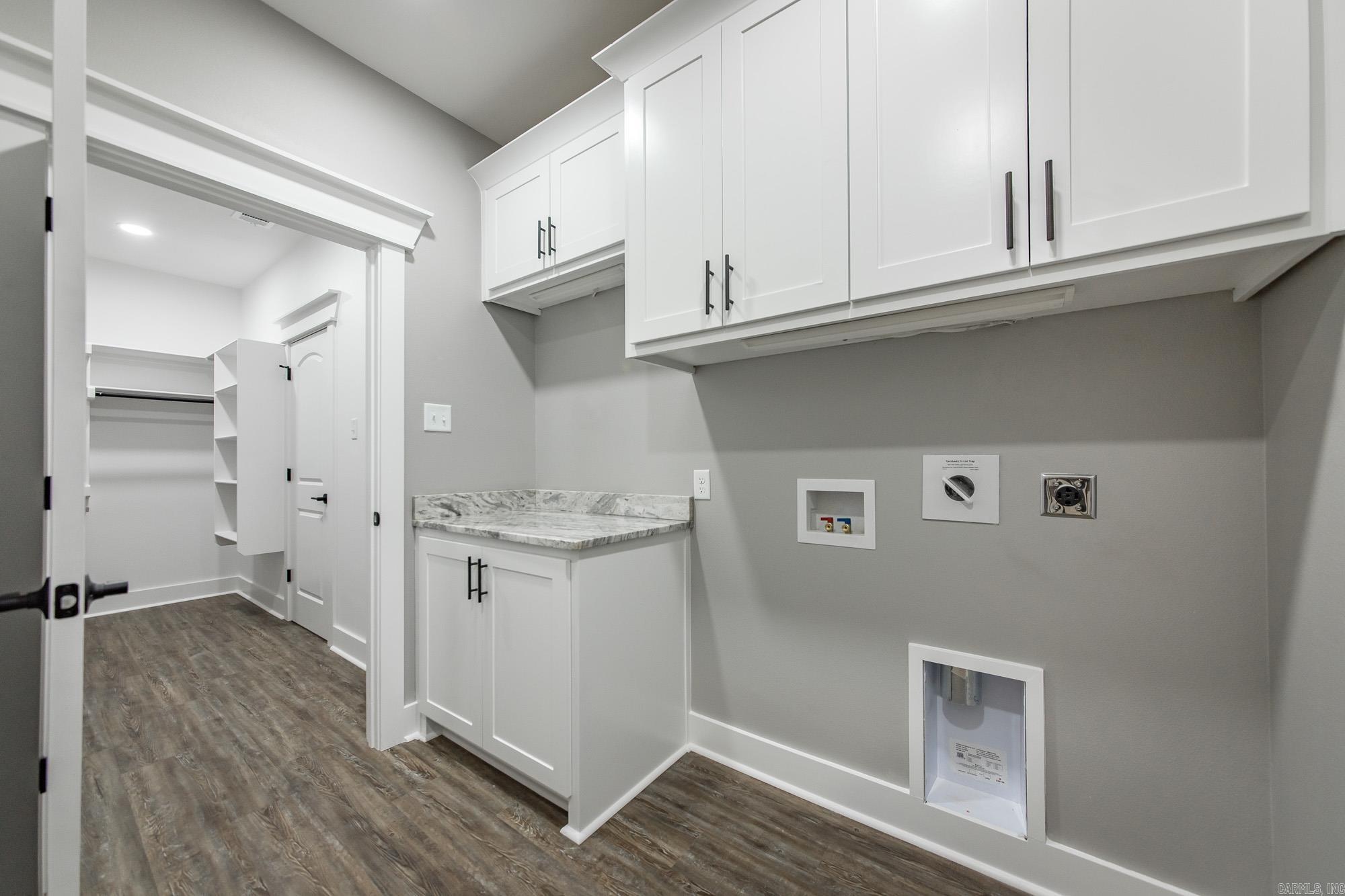 HIDDEN VALLEY ESTATES - Residential