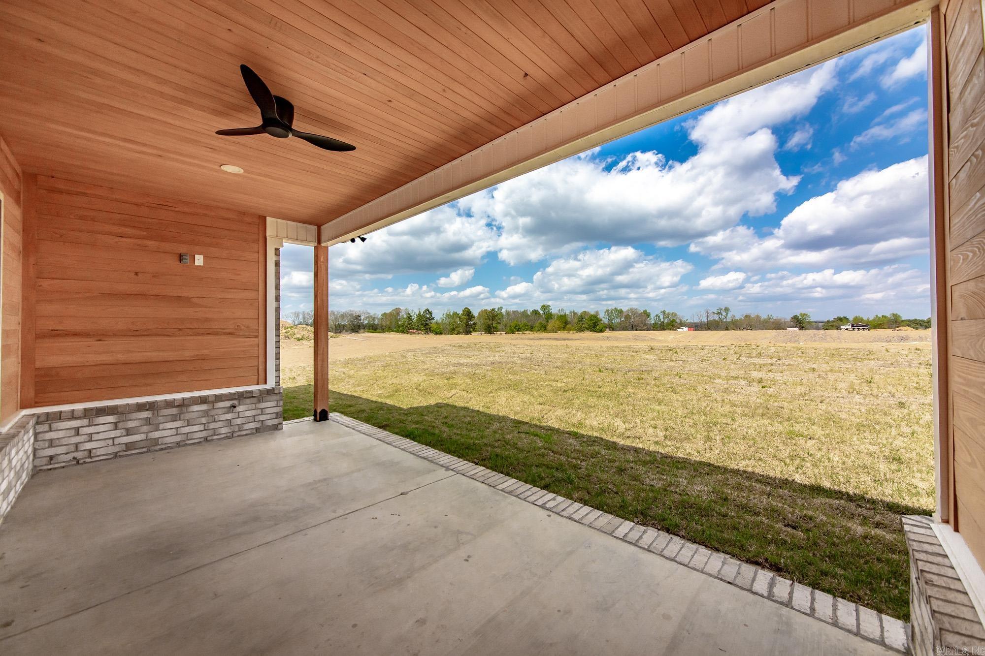 HIDDEN VALLEY ESTATES - Residential