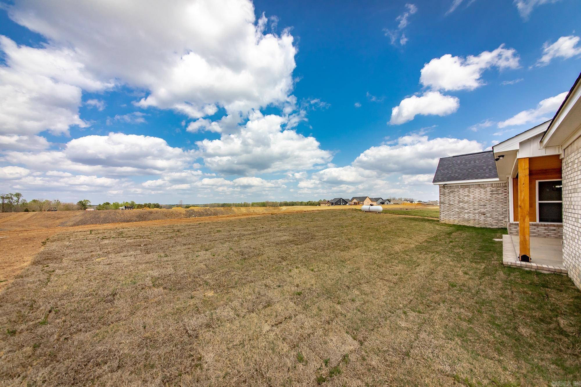 HIDDEN VALLEY ESTATES - Residential