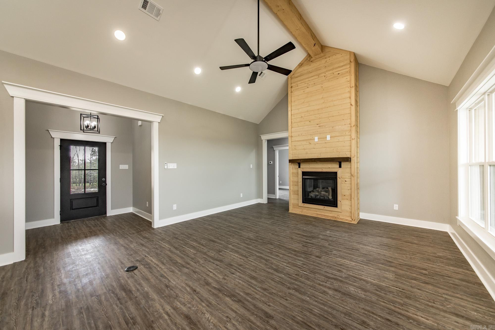 HIDDEN VALLEY ESTATES - Residential