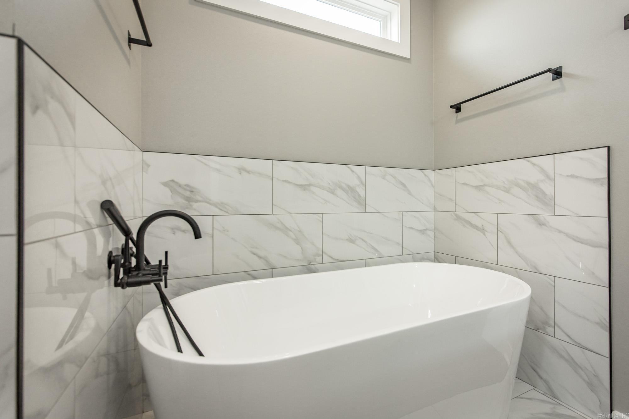 HIDDEN VALLEY ESTATES - Residential