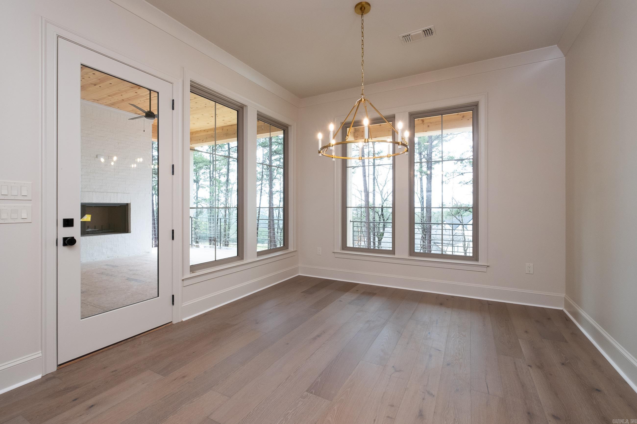 CHENAL VALLEY "FALSTONE COURT" - Residential