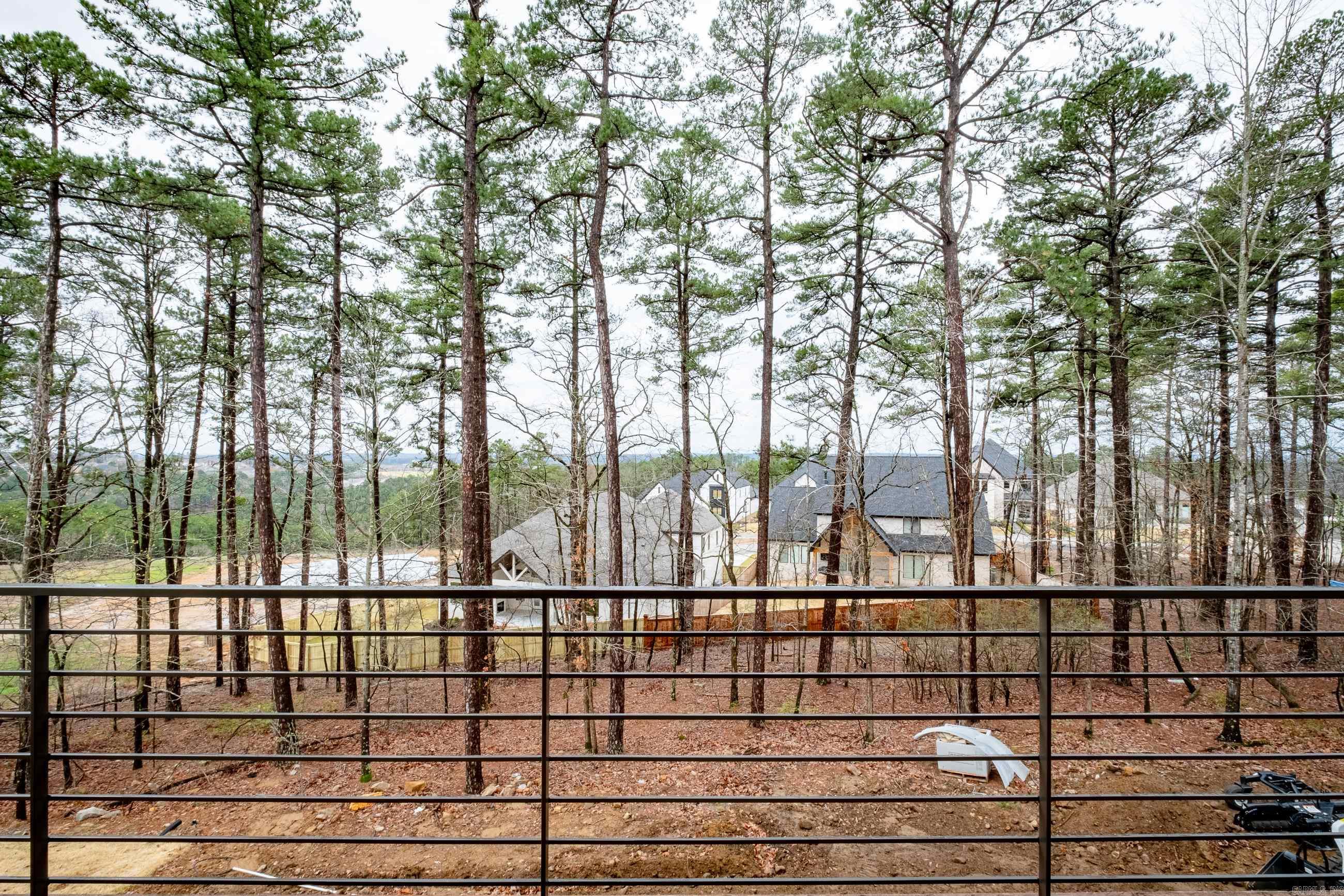 CHENAL VALLEY "FALSTONE COURT" - Residential