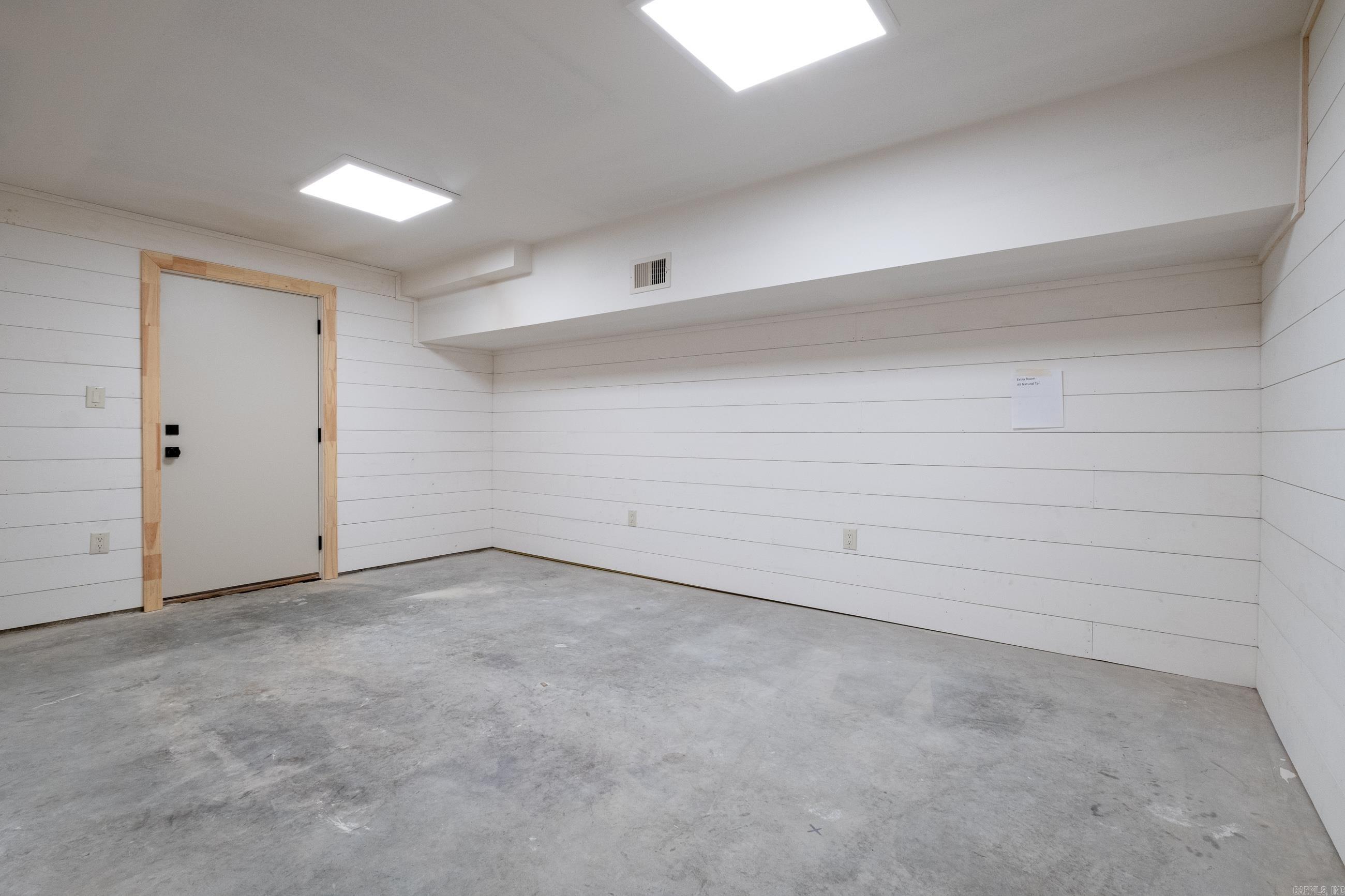 CHENAL VALLEY "FALSTONE COURT" - Residential